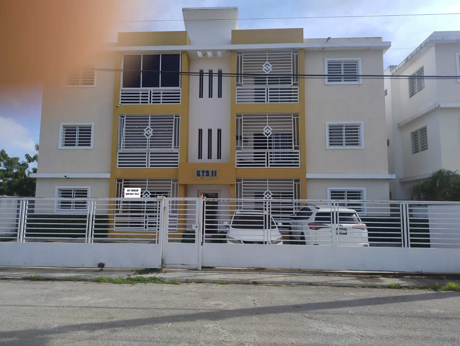 Venta de 2 Apartamentos en 1er Nivel – Sector Exclusivo de La Romana!